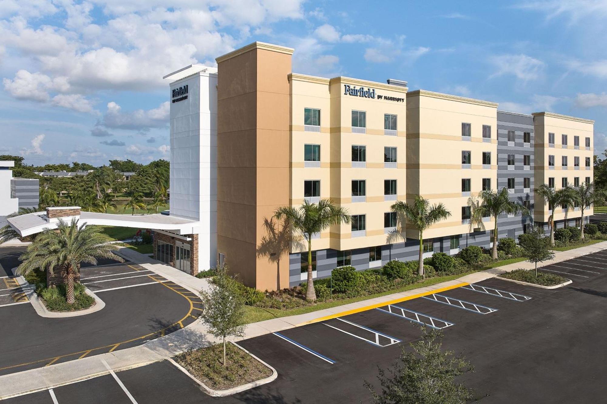Fairfield Inn & Suites By Marriott Fort Lauderdale Northwest Tamarac Exterior photo